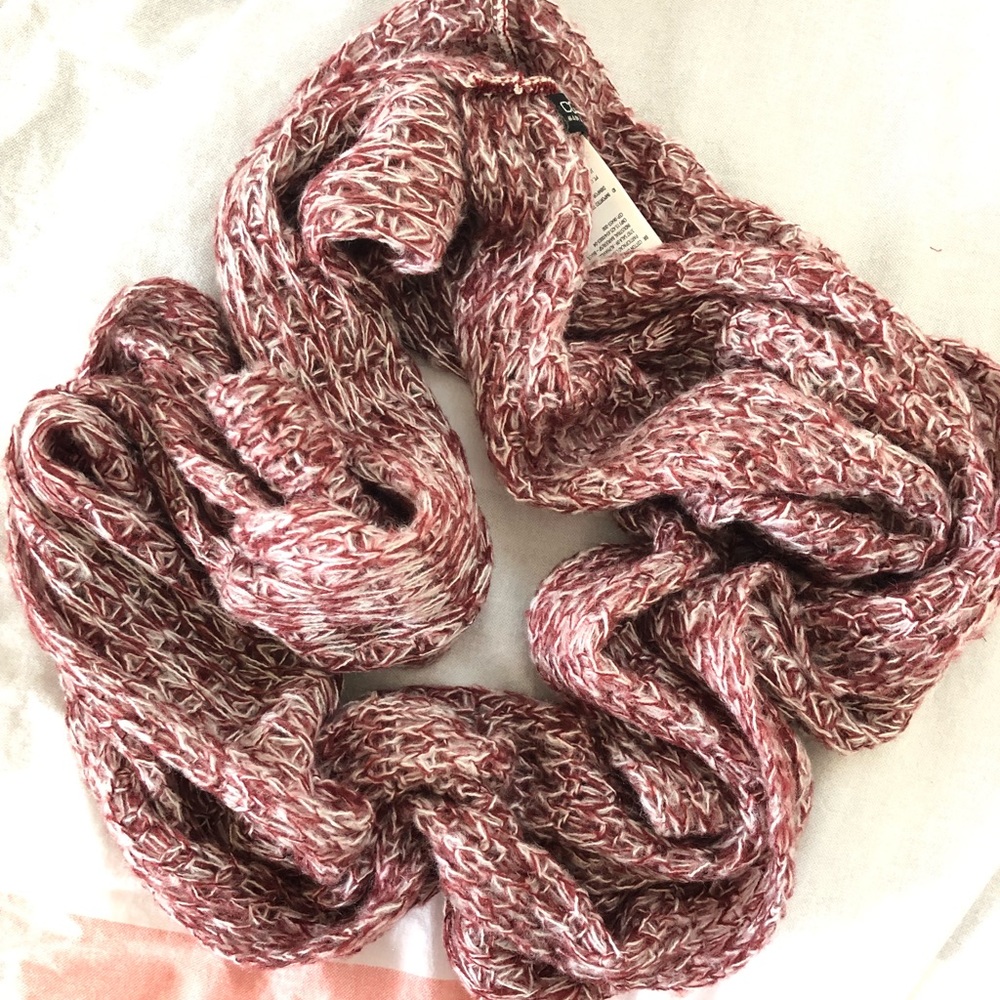 Red & White Cotton On Infinity Scarf
